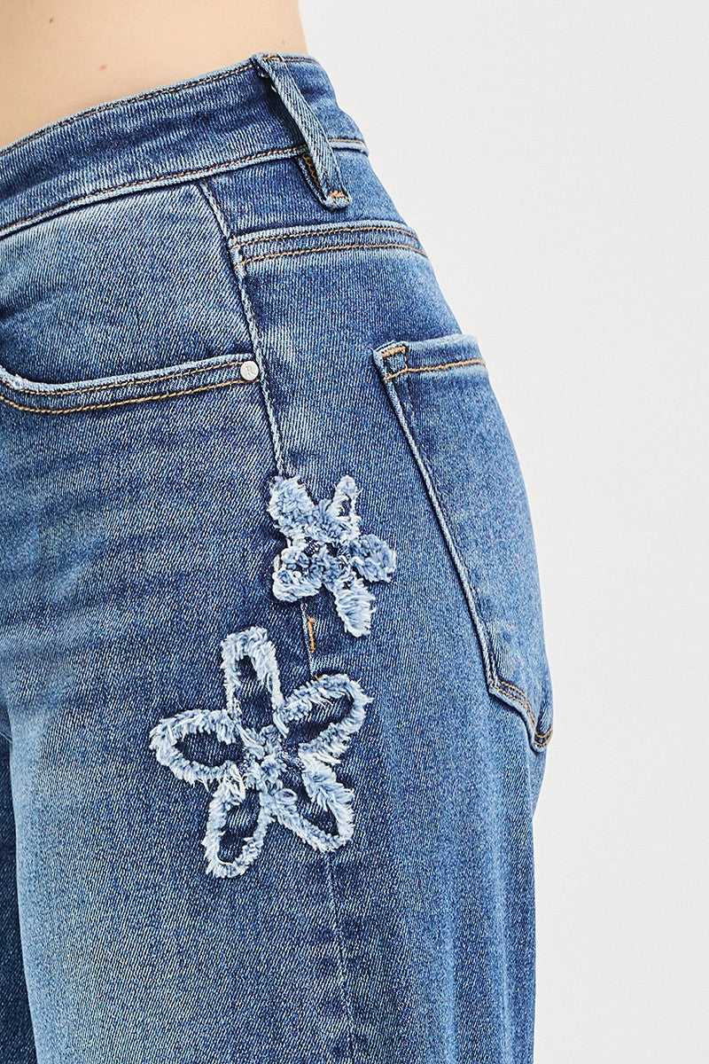 Risen Jeans Slouchy Cropped Barrel Jeans With Flower Patch Details - Dark
