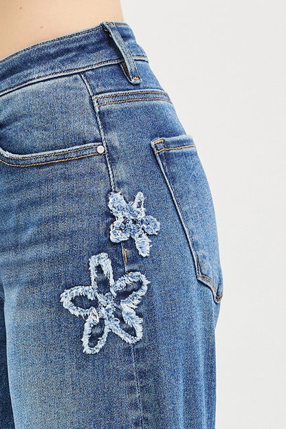 Risen Jeans Slouchy Cropped Barrel Jeans With Flower Patch Details - Dark