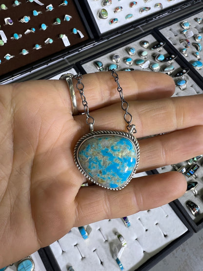 Navajo made Kingman turquoise statement stone