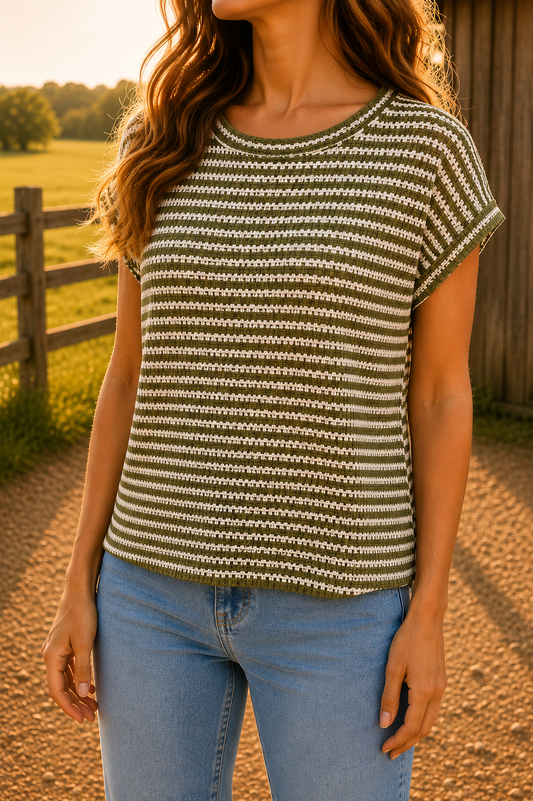 ES Exclusive Stripe Knit Top