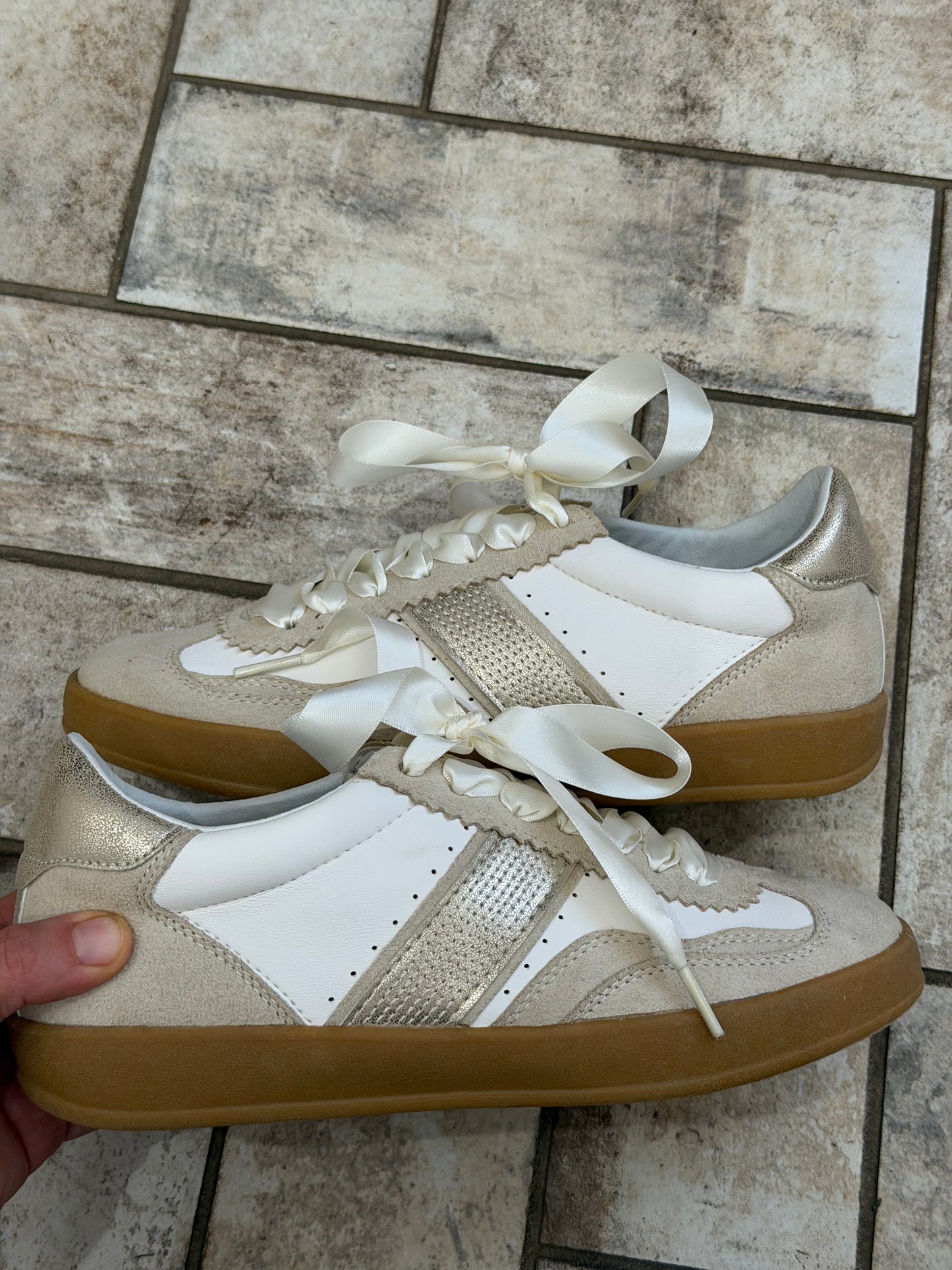 Miracle Miles Dixie Sneakers in Beige Gold