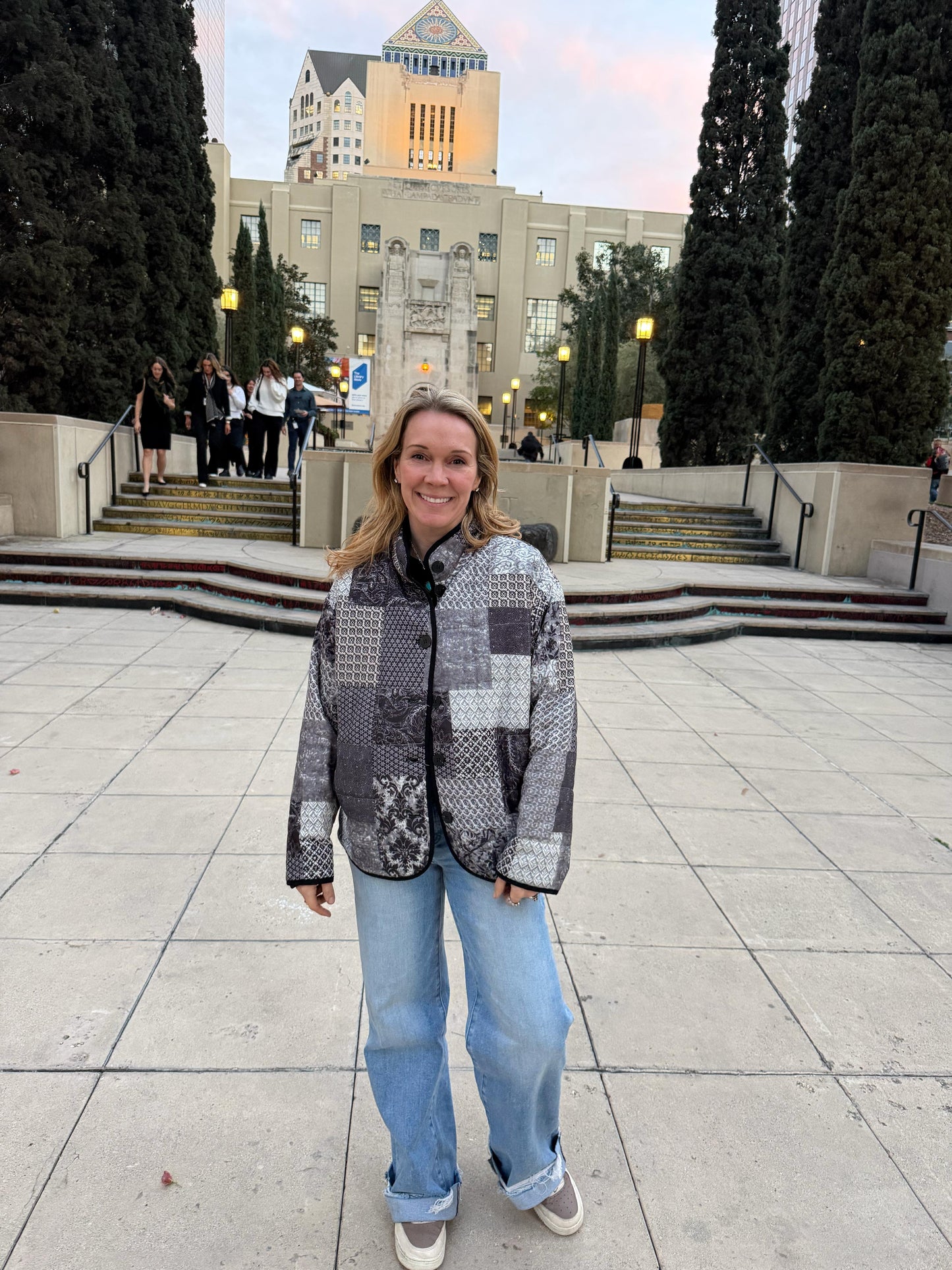 Women Patch Print Button Jacket